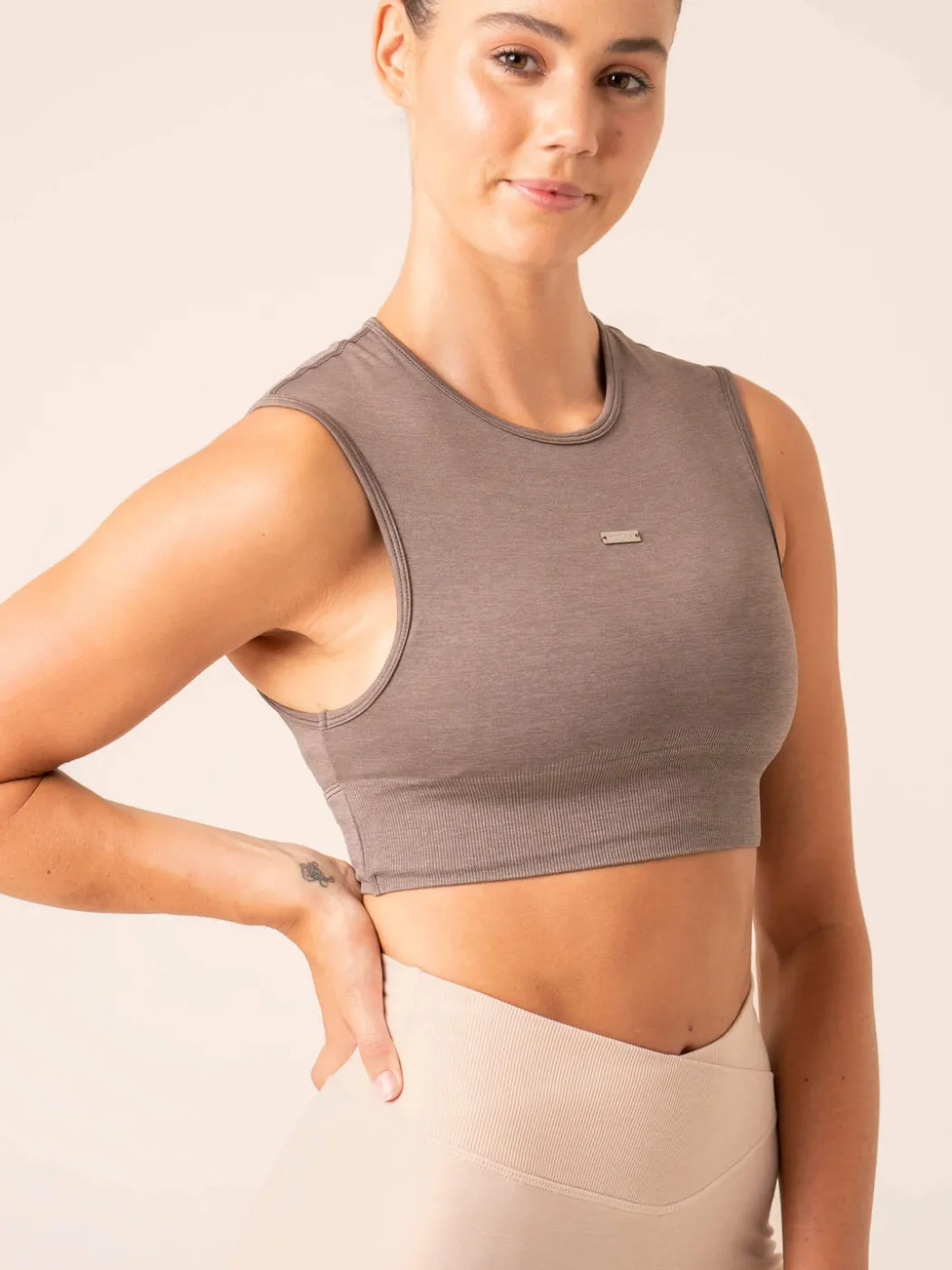 Focus Seamless Tank