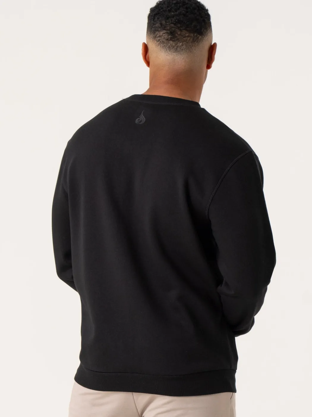 Pursuit Pullover
