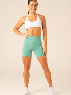 Staples Seamless Shorts